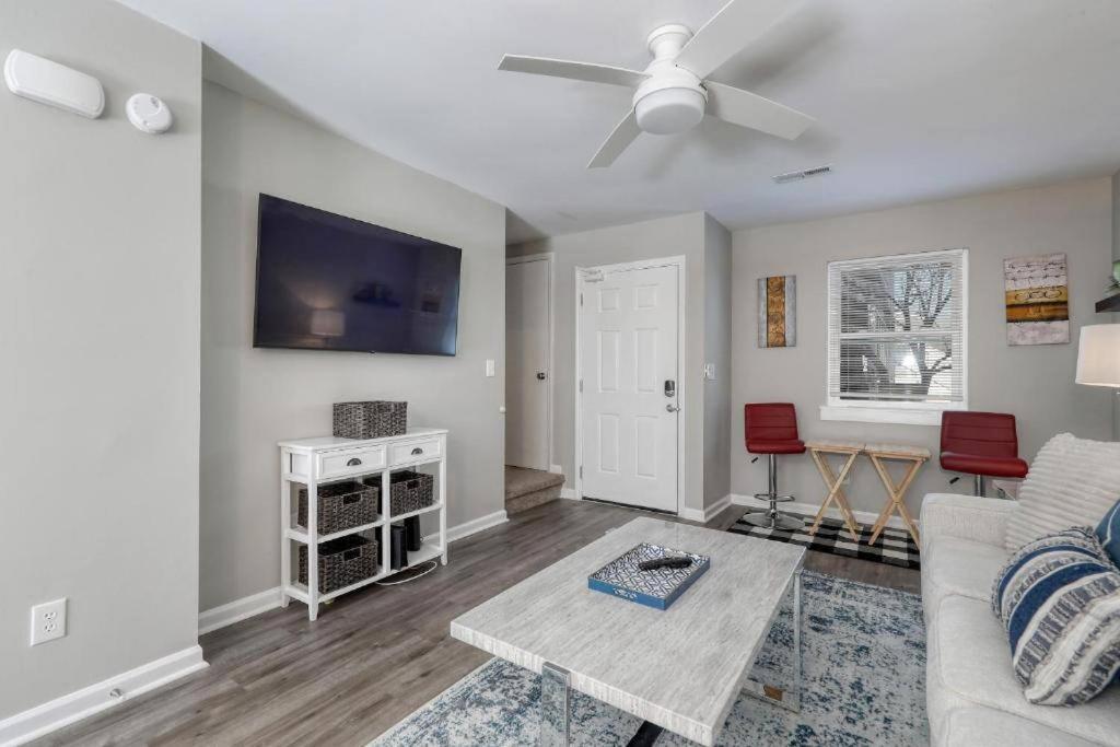 Stylish Haven New Walk To The Ocean Smart Tvs Wifi Apartment Myrtle Beach Ngoại thất bức ảnh